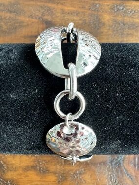Elle Minimalist Artisan Sterling Silver Hammered Disc Toggle Chain Link Bracelet